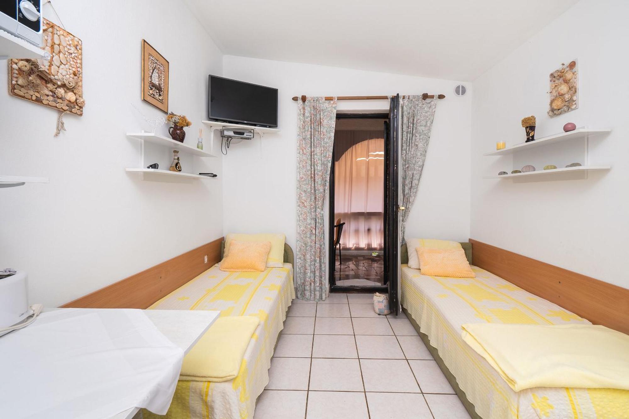 Apartments Stefani Vir Extérieur photo